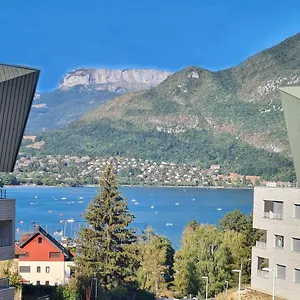 Aux Premieres Loges - Vue Lac Appartement